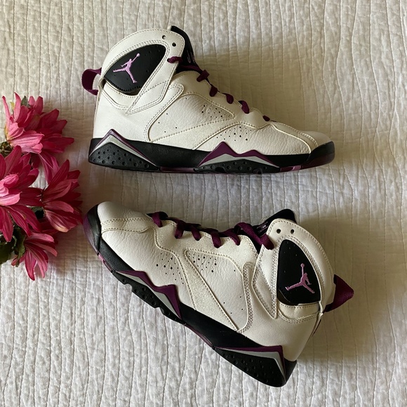 EUC Air Jordan 7 Retro “Fuchsia Glow” 442960-127 Size 7.5Y/ Women's 8.5 - Picture 10 of 15